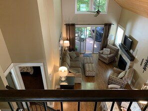 Smart-TV, peis og DVD-spiller