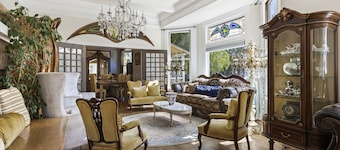 Downtown SJ The Hensley House