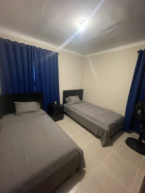 3 Schlafzimmer, kostenloses WLAN, Bettwäsche