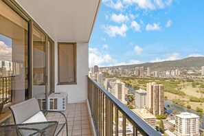 Property grounds - Tower 2 Suite 3709 - QQP (Honolulu)