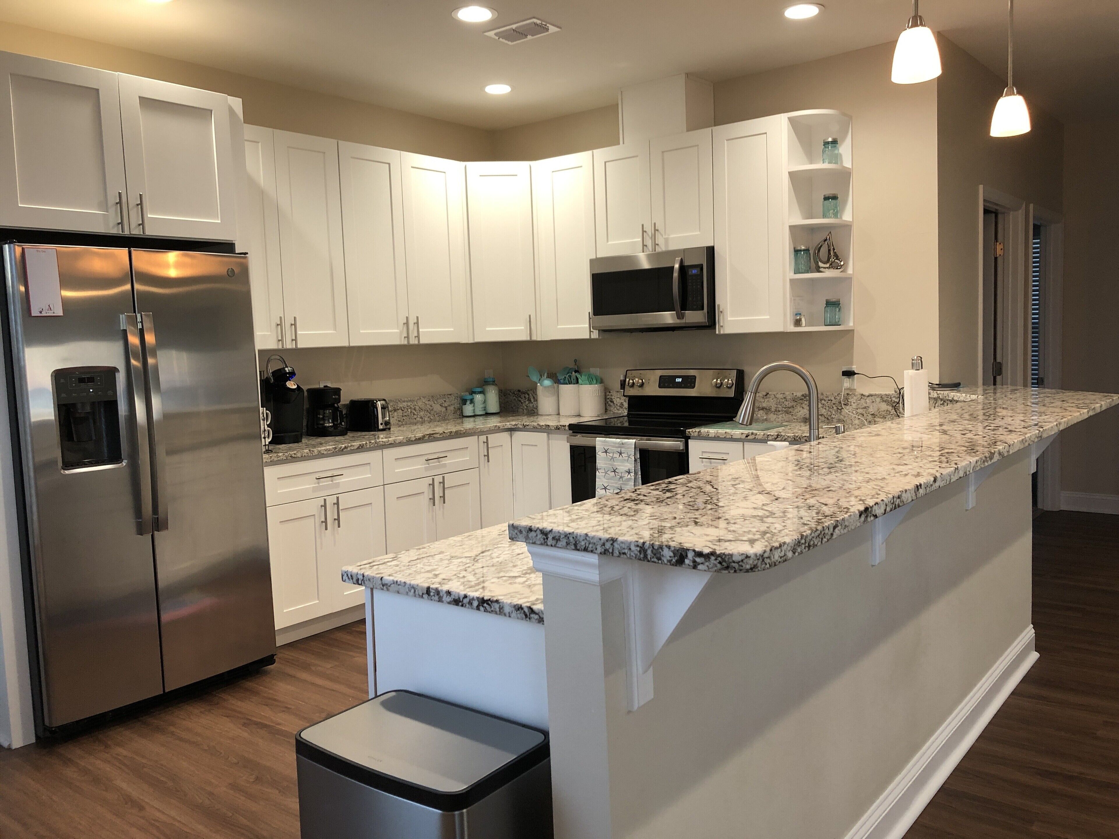 Available Thanksgiving, Christmas, & Jan-March GREAT VIEWS, FAMILY FRIENDLY