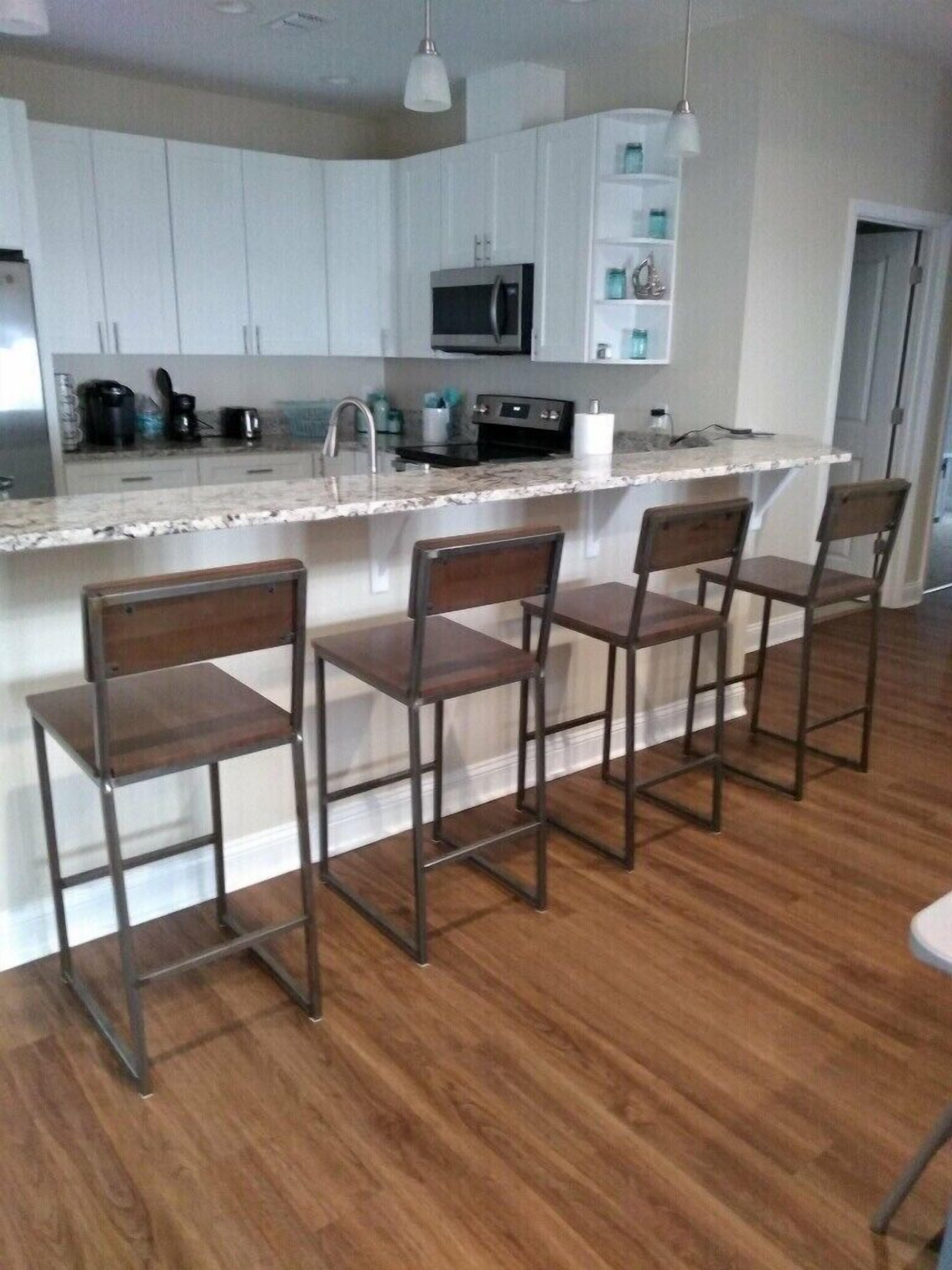 Available Thanksgiving, Christmas, & Jan-March GREAT VIEWS, FAMILY FRIENDLY