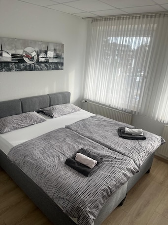 1 habitación y wifi . Radlstadl - Brauhaus und Hotel