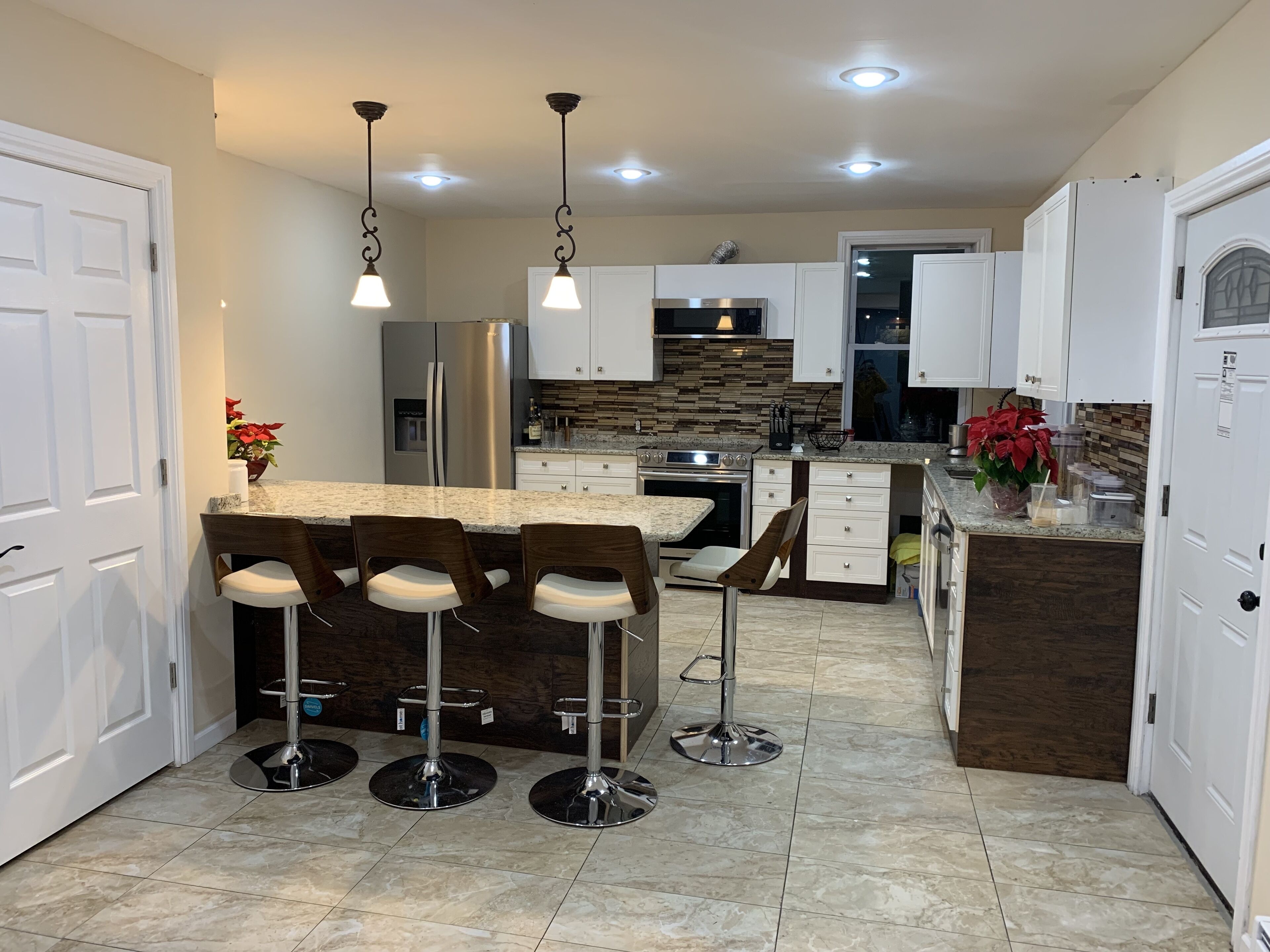 Heart of Marietta, The modern house located in Marietta town.