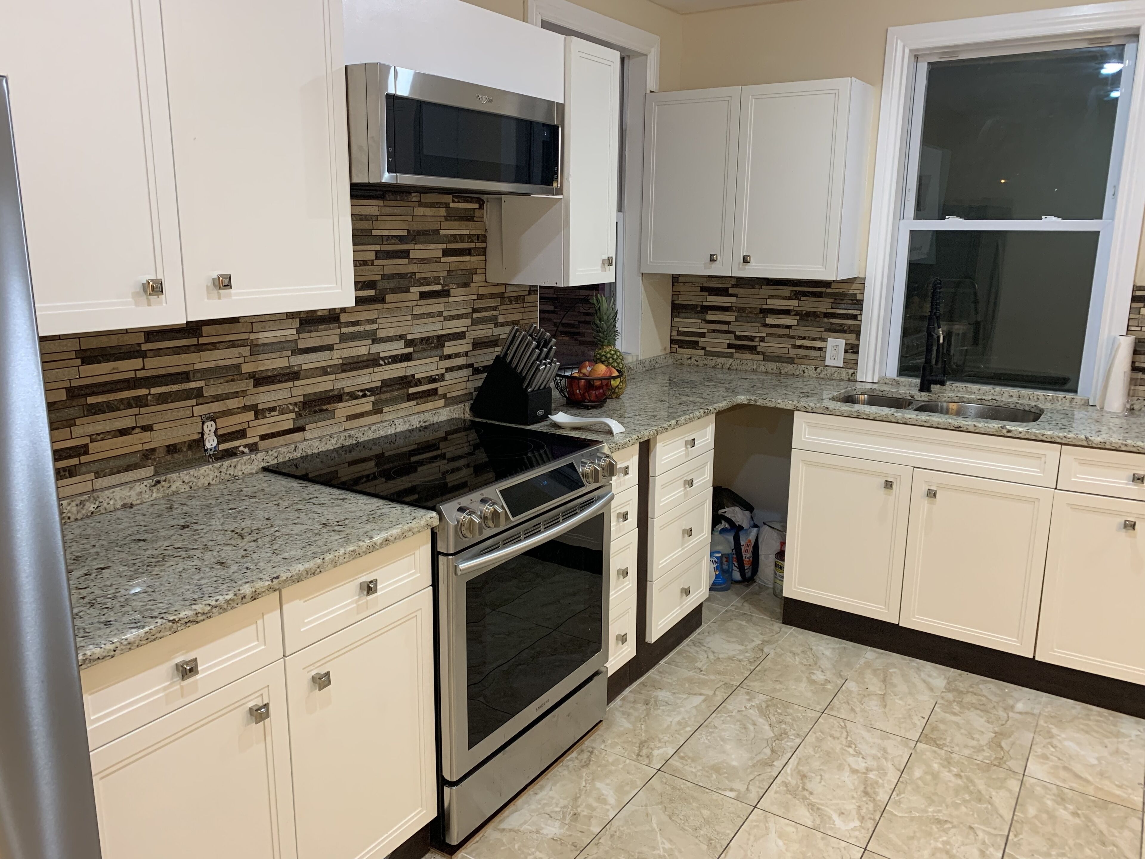 Heart of Marietta, The modern house located in Marietta town.