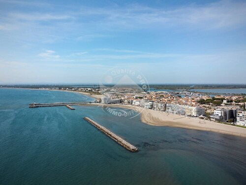 AS21600-P2Cabin 200m from the beach and parking