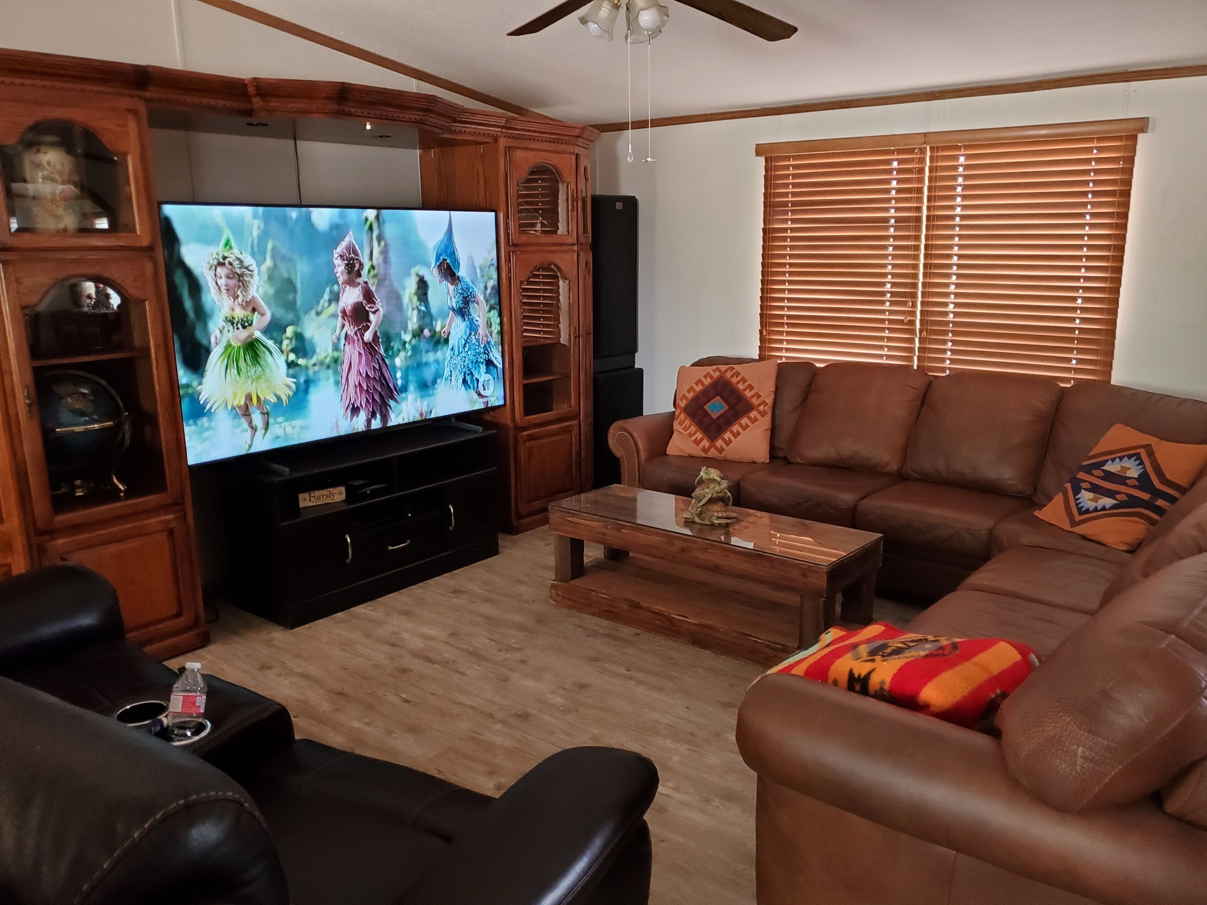 Waterfront lake house white river lake