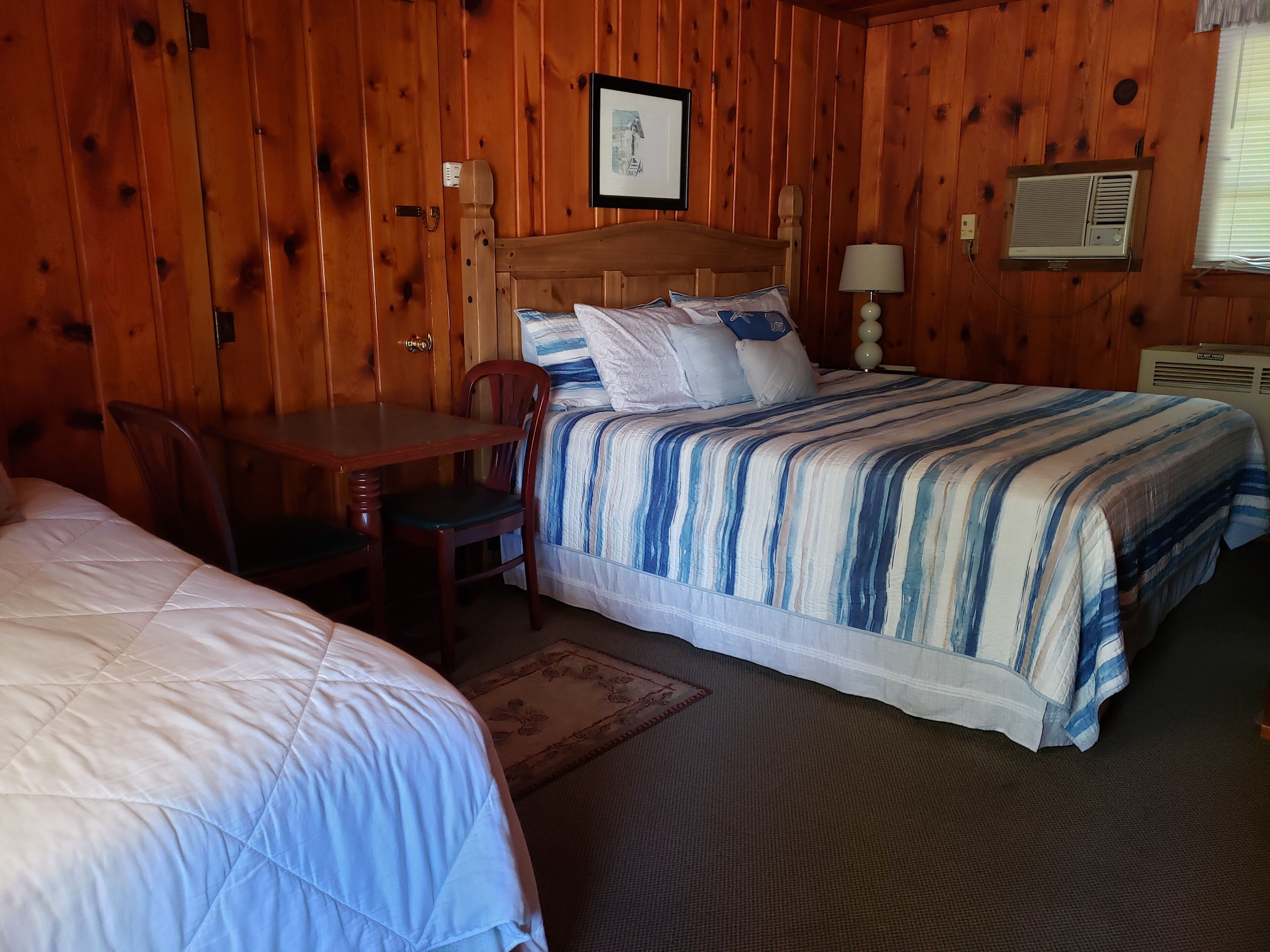 Across from Otsego Lake /Snowmobile From Your Door! Book individual rooms - 4 