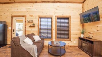 Smart TV, fireplace, DVD player