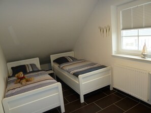 3 habitaciones, tabla de planchar con plancha y wifi 