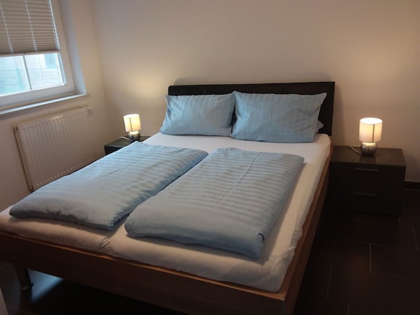 3 bedrooms, iron/ironing board, WiFi