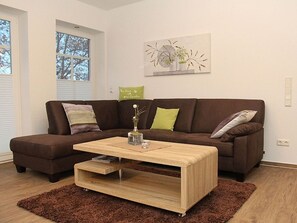 TV, stereo - GrachtenEck - Bright vacation apartment in the canal district (Krummhörn)