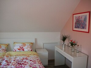 3 bedrooms, iron/ironing board, WiFi - Stella Maris - High-quality 100sqm vacation home for 6 people with sauna, fireplace and (Norden)