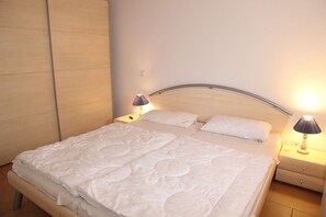 2 slaapkamers, een strijkplank/strijkijzer, wifi