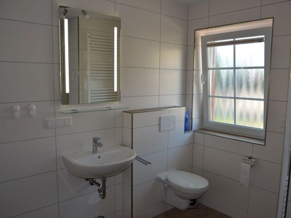 Unclassified image, 1 of 35, button