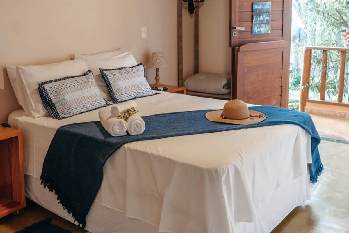 Individually decorated, free WiFi, bed sheets