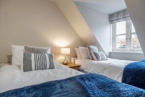3 Schlafzimmer, Bügeleisen/Bügelbrett, Reisekinderbett, Internetzugang