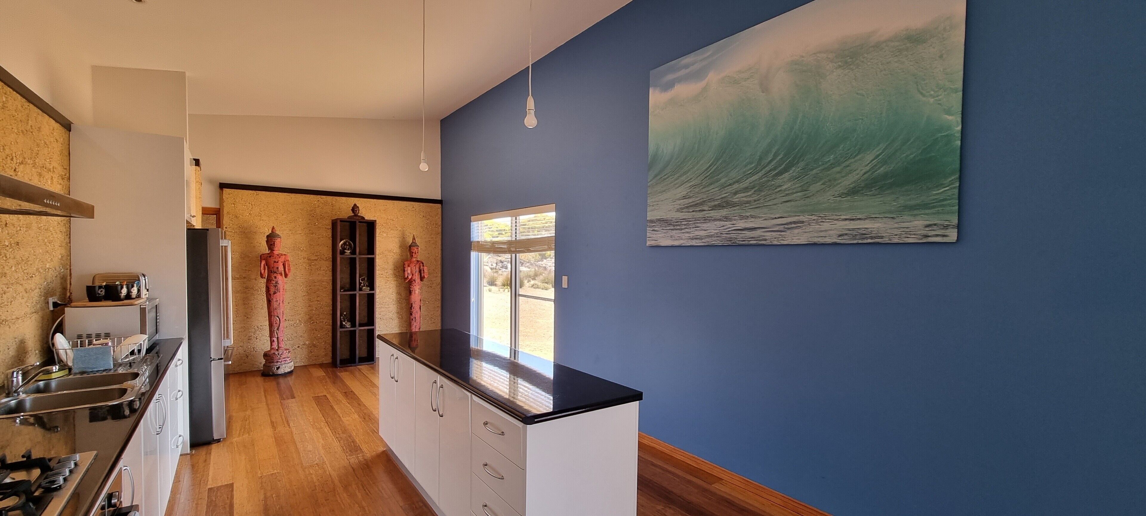 TWELVE EAGLES.<br>Wonderful views of native bushland at its’ best.