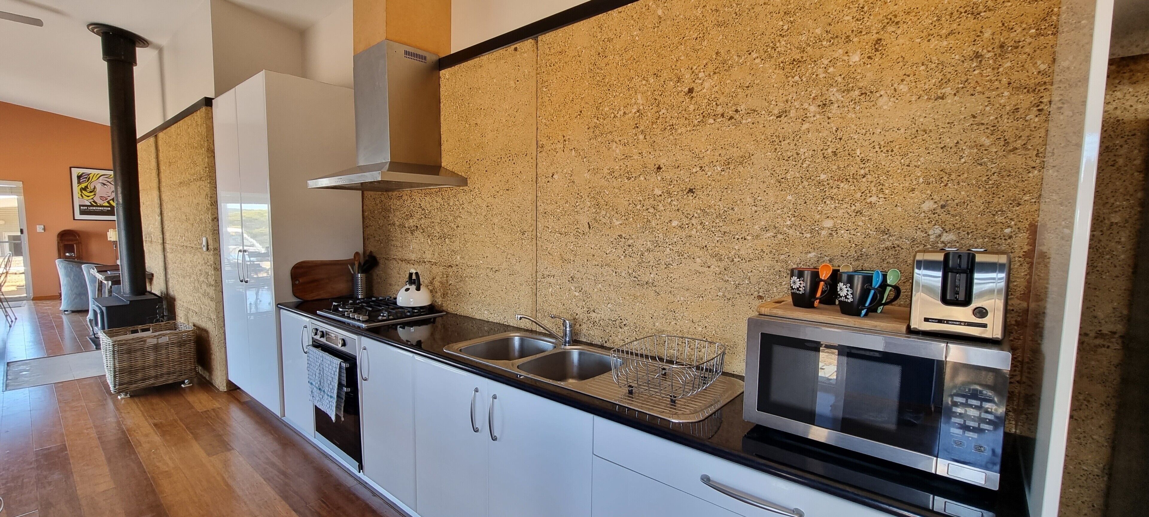 TWELVE EAGLES.<br>Wonderful views of native bushland at its’ best.