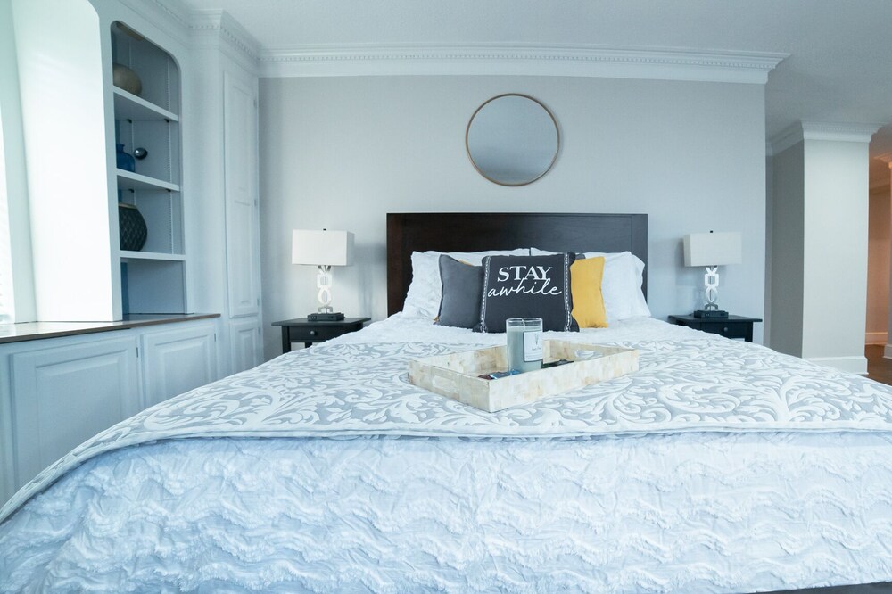 Downtown Condo on Peachtree St ▶ 19TH FLOOR VIEW!