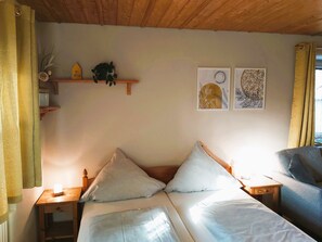 1 bedroom, internet, bed sheets - Vacation apartment Kräuterbeet for 2 persons, 25 sqm, kitchenette, double bed (Inzell)