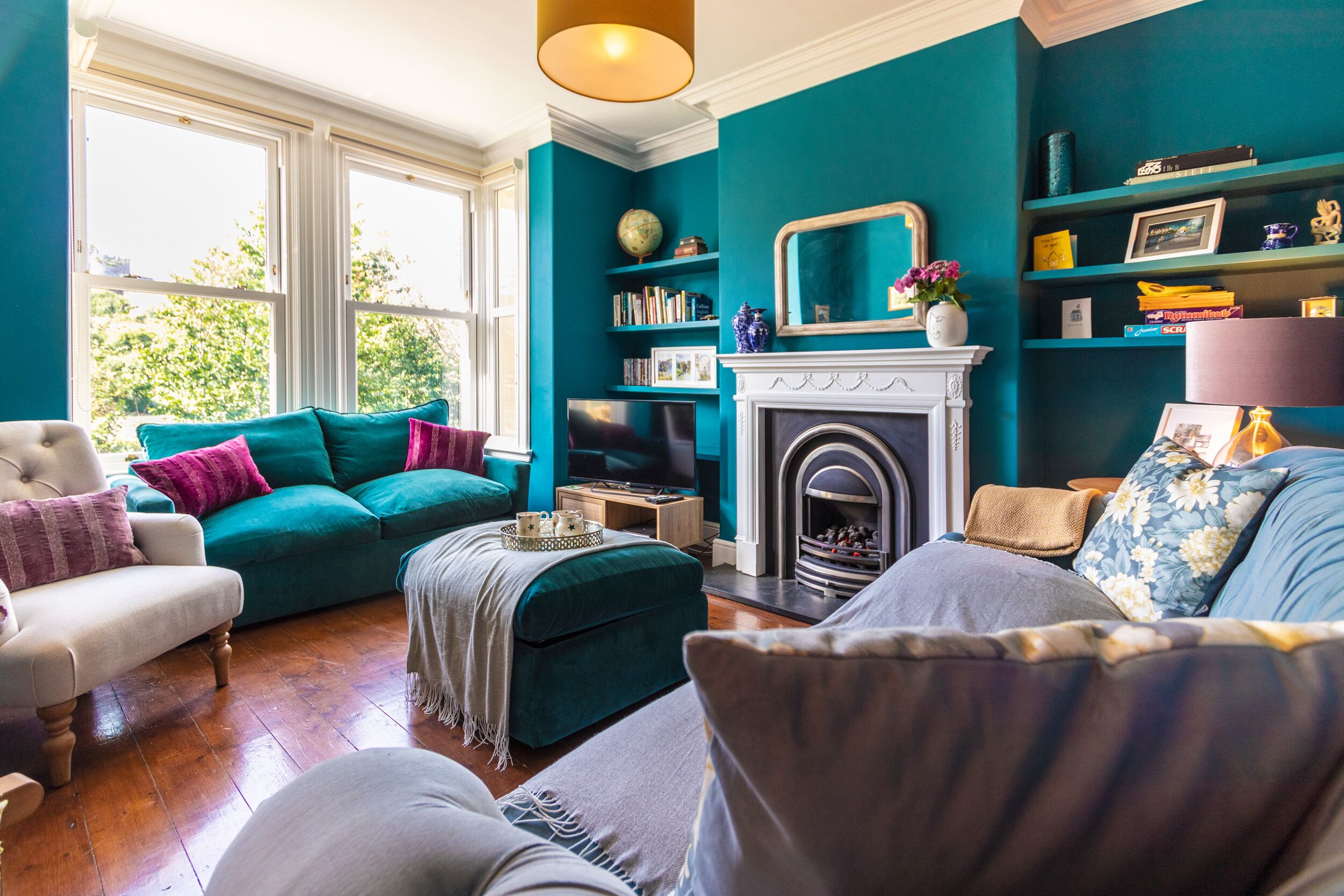 MIN Y DON, pet friendly, with open fire in Conwy