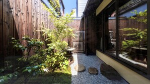 Deluxe Villa | Terrace/patio