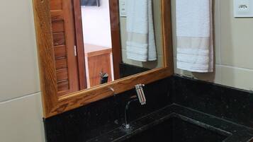 Double or Twin Room | Bathroom