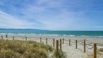 Beach nearby, sun-loungers
