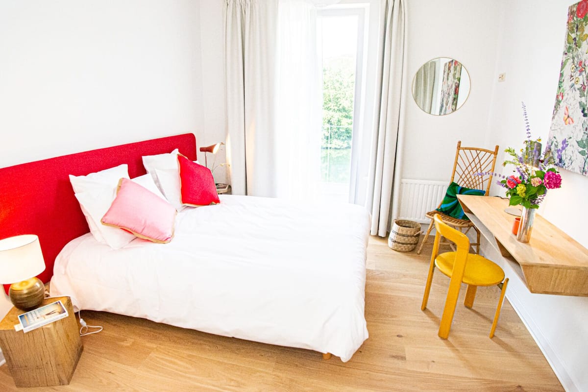 Comfort Double or Twin Room | Premium bedding, individually decorated, desk, laptop workspace