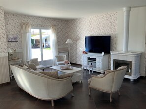 TV, DVD player, stereo