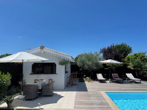 Outdoor pool, a heated pool - House with heated pool close to the ocean and shops. (Lège-Cap-Ferret)