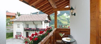 Apartment in Hochgallmigg near Ski Lift