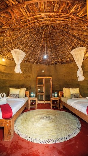 Basic Room - Africa Safari Maasai Boma Camping (Ololosokwan)