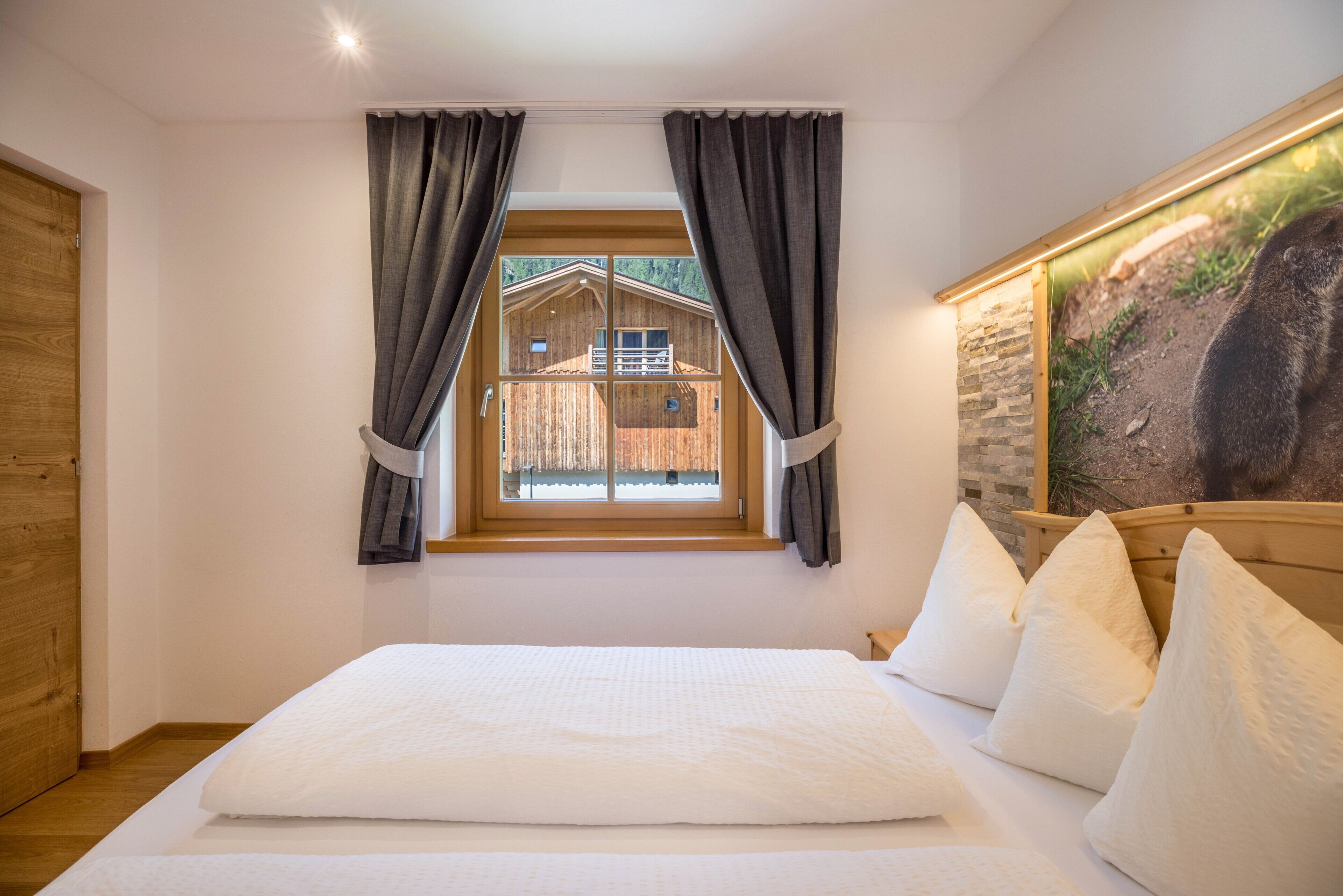 2 makuuhuonetta, silitysrauta/-lauta, ilmainen Wi-Fi, vuodevaatteet