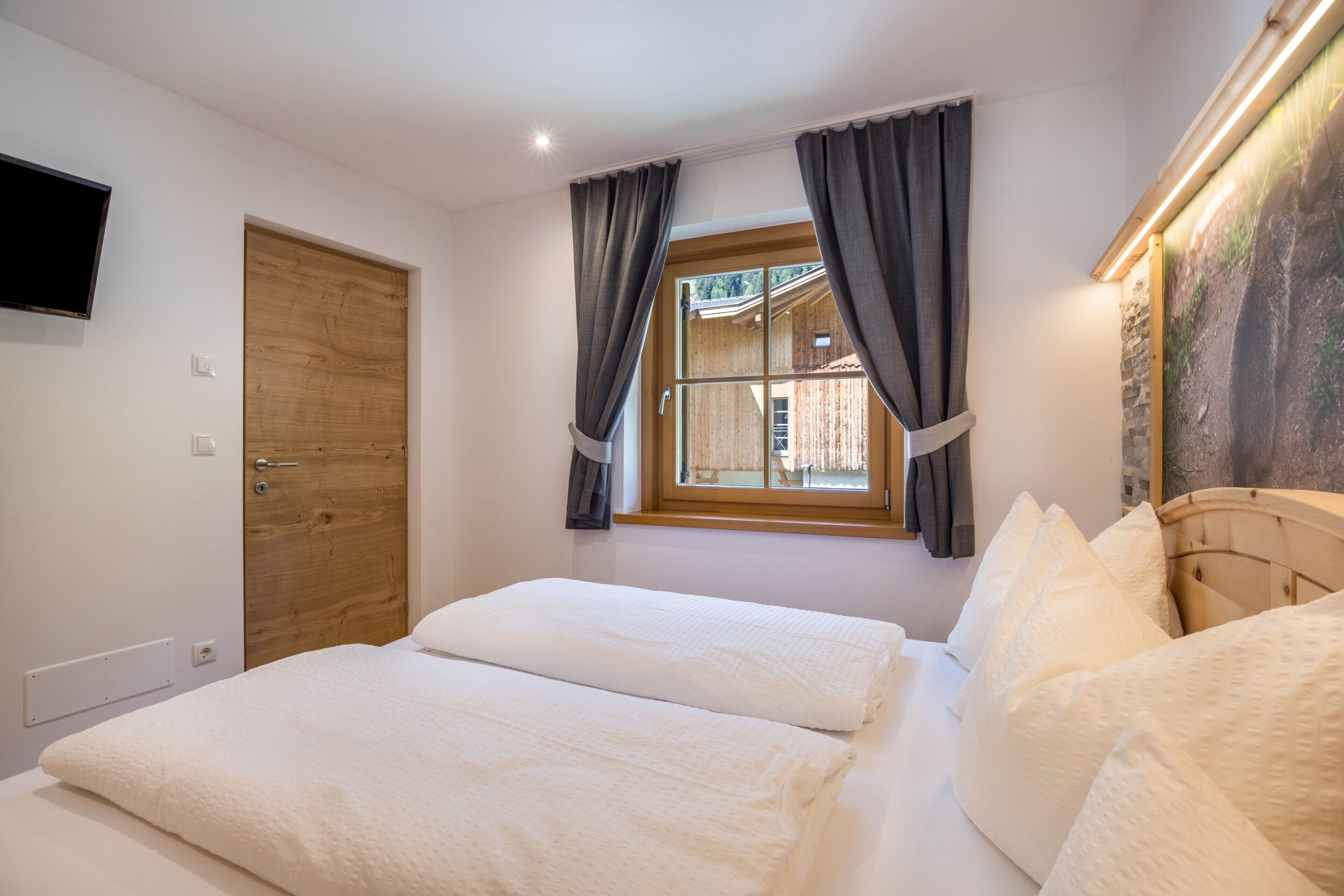 2 chambres, fer et planche à repasser, Wi-Fi gratuit, draps fournis