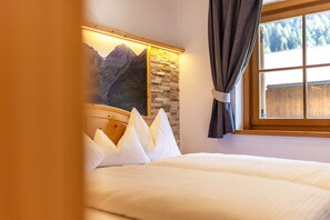 2 chambres, fer et planche Ă repasser, Wi-Fi gratuit, draps fournis