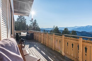 Property grounds - Chalet The Lodge Monte Bondone close to Ski Slopes with Mountain Views and Sauna (Vason)