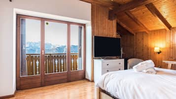 6 camere, ferro/asse da stiro, Wi-Fi gratuito, lenzuola