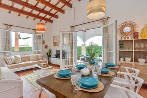 TV - Chalet 'Villa El Pinar 1' with Pool, Garden & Wi-Fi (Ciutadella de Menorca)