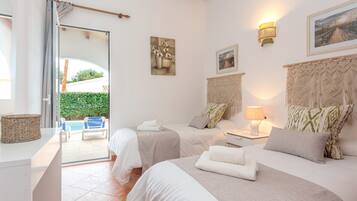 3 habitaciones, tabla de planchar con plancha y wifi gratis