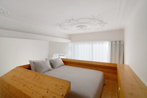 1 bedroom, iron/ironing board, free WiFi, bed sheets - Studio Apartment 'Casa Vermelha II' with Shared Terrace & Wi-Fi (Faro)