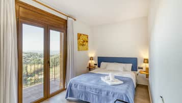 3 habitaciones, tabla de planchar con plancha y wifi gratis