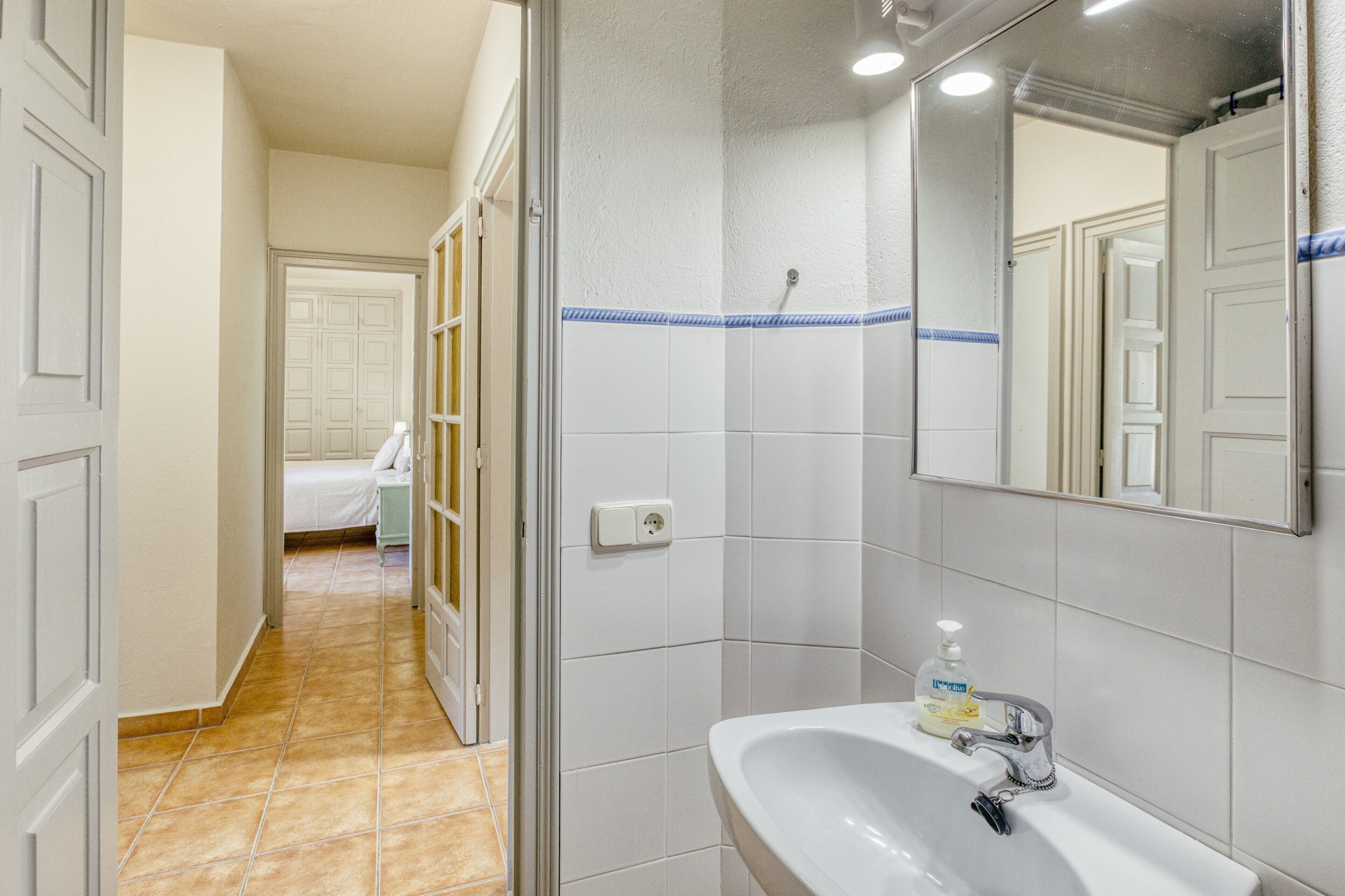 Ducha, secador de pelo, toallas