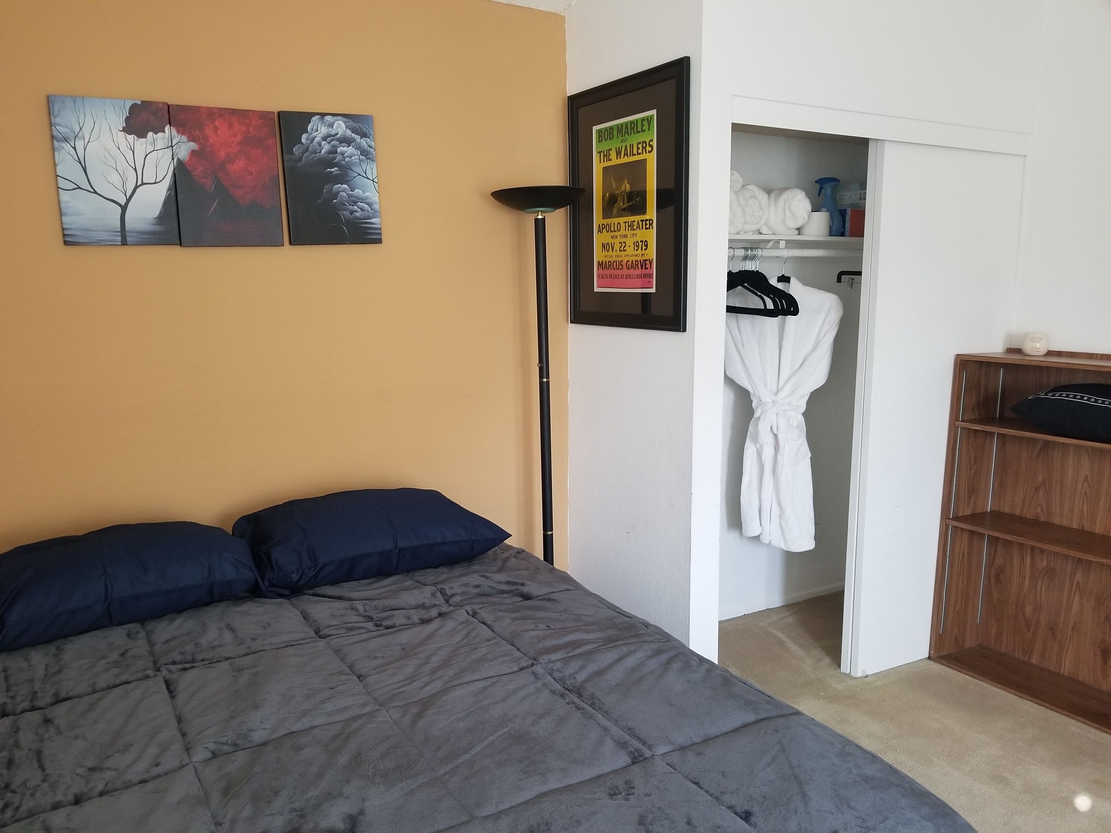 Super Nice Room In The Perfect Part Of Town