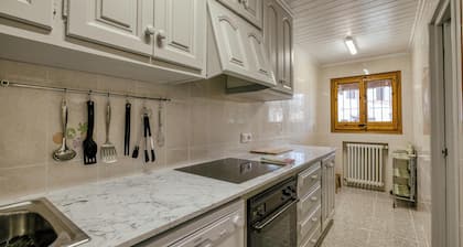 Chalet 'Casa Adosada' with Terrace, Garden & Wi-Fi