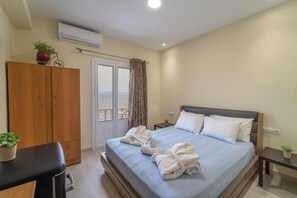 Free WiFi - PARTHENON ROOMS (Kalamata)