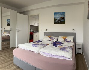 1 chambre, fer et planche à repasser, Wi-Fi, draps fournis