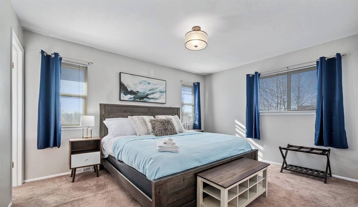 5 chambres, fer et planche à repasser, lit parapluie, Wi-Fi gratuit