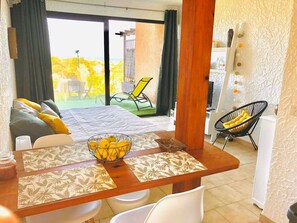 Interior - Charming Studio in Sant'Ambroggio with Terrace, Parking, and A/C, 1km from Beach (Lumio)